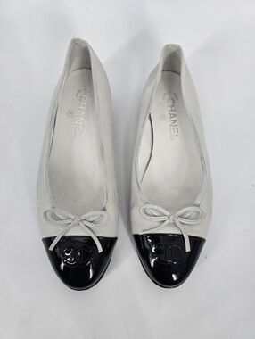Chanel Ballerina White Shimmer Black Patent Cap Toe Flats Size 38.5